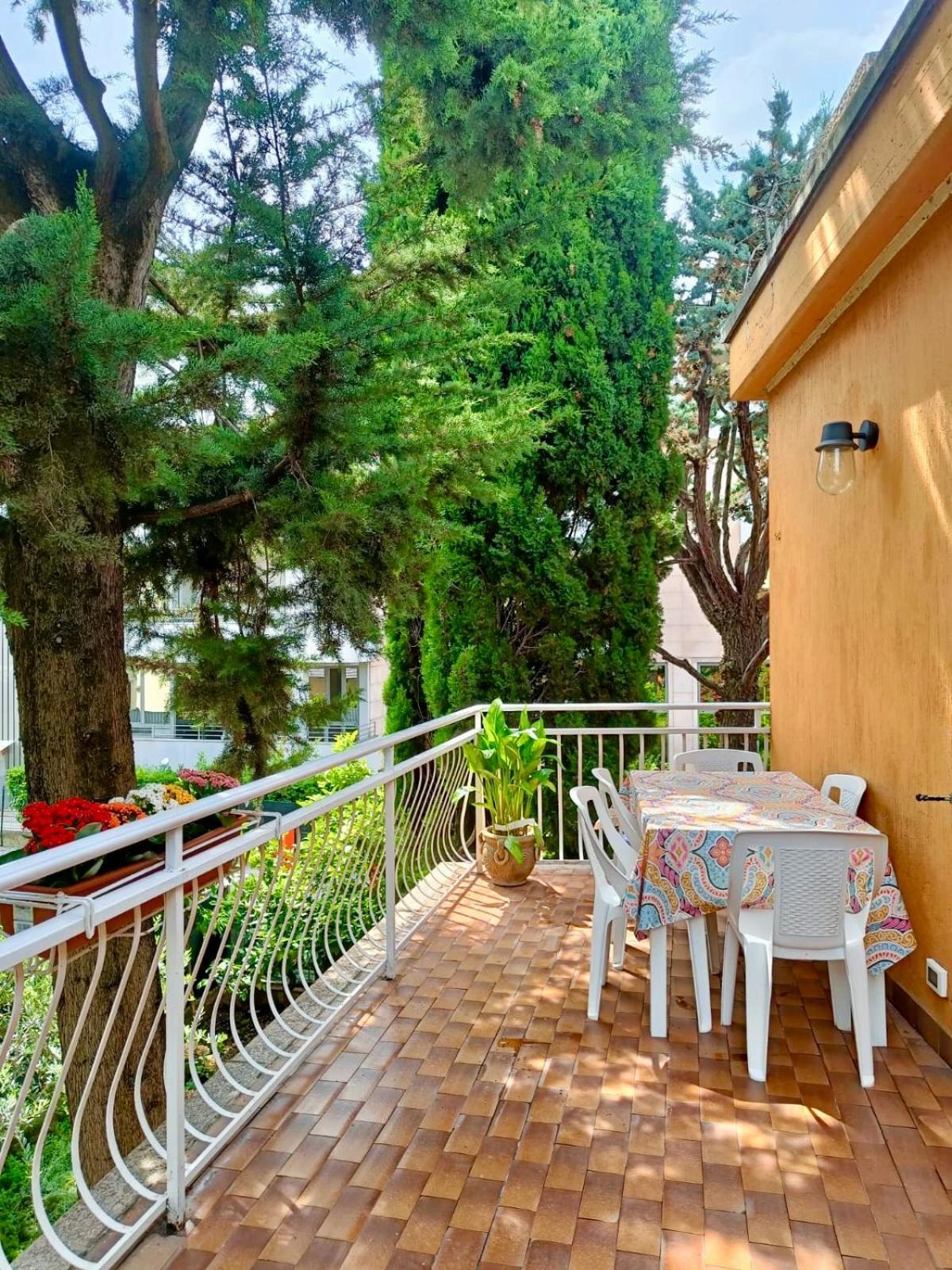 Вілла Casa Lucy Бардоліно Екстер'єр фото